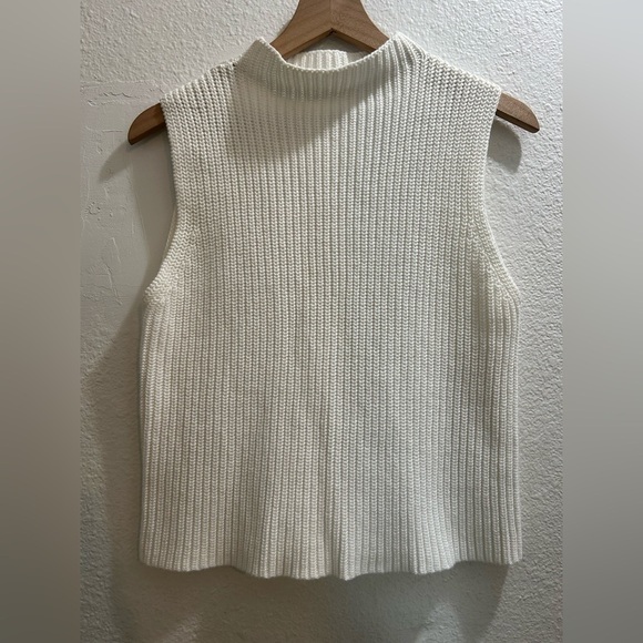 100%cotton white ribbed-knit, sleeveless mock-neck top warm cold weather size L - Picture 2 of 5